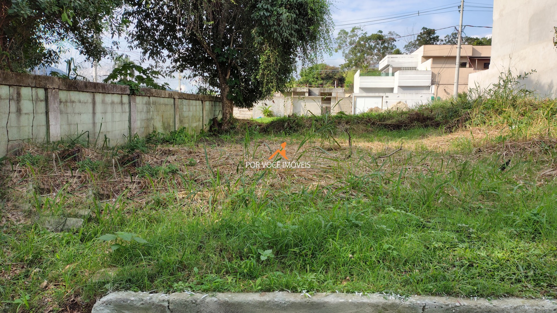 Lote com 128m² no Condomínio Residencial West Green