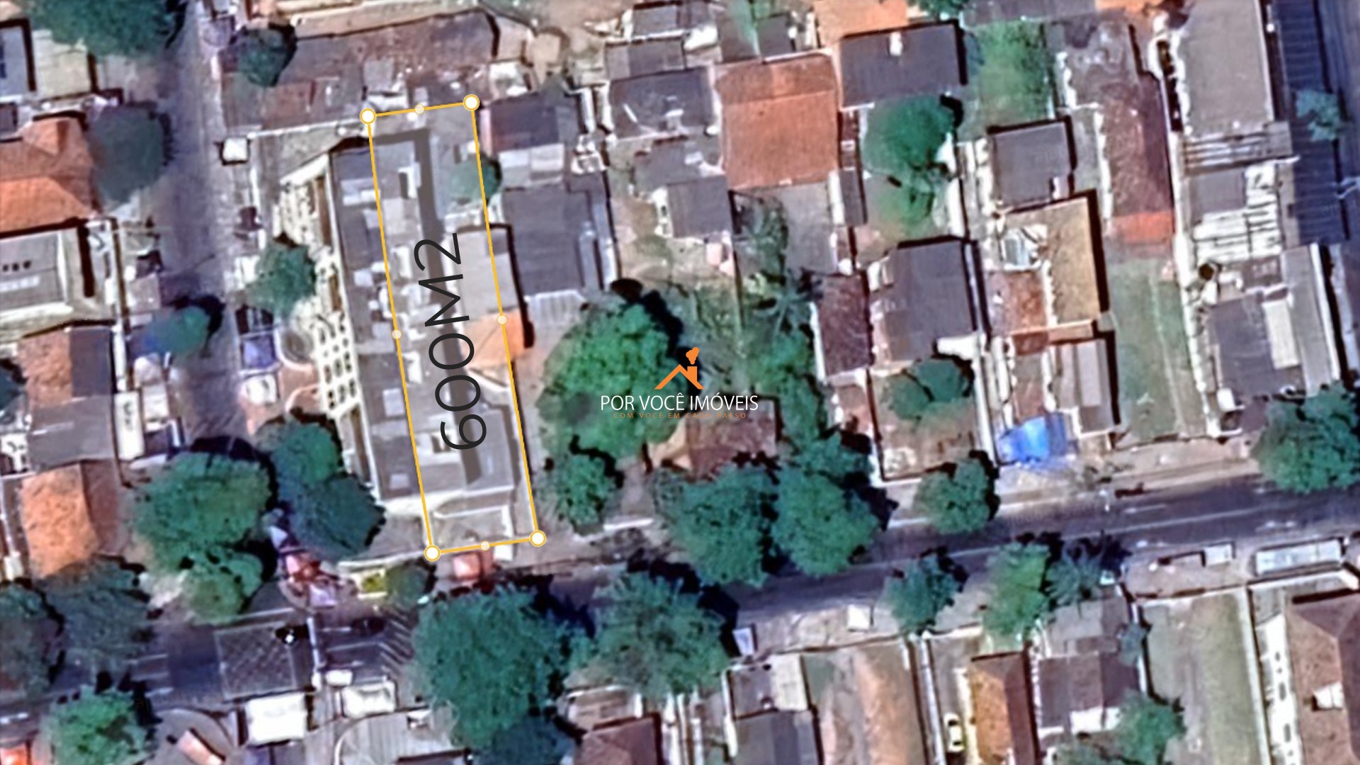 Lote de 600m² - Centro 