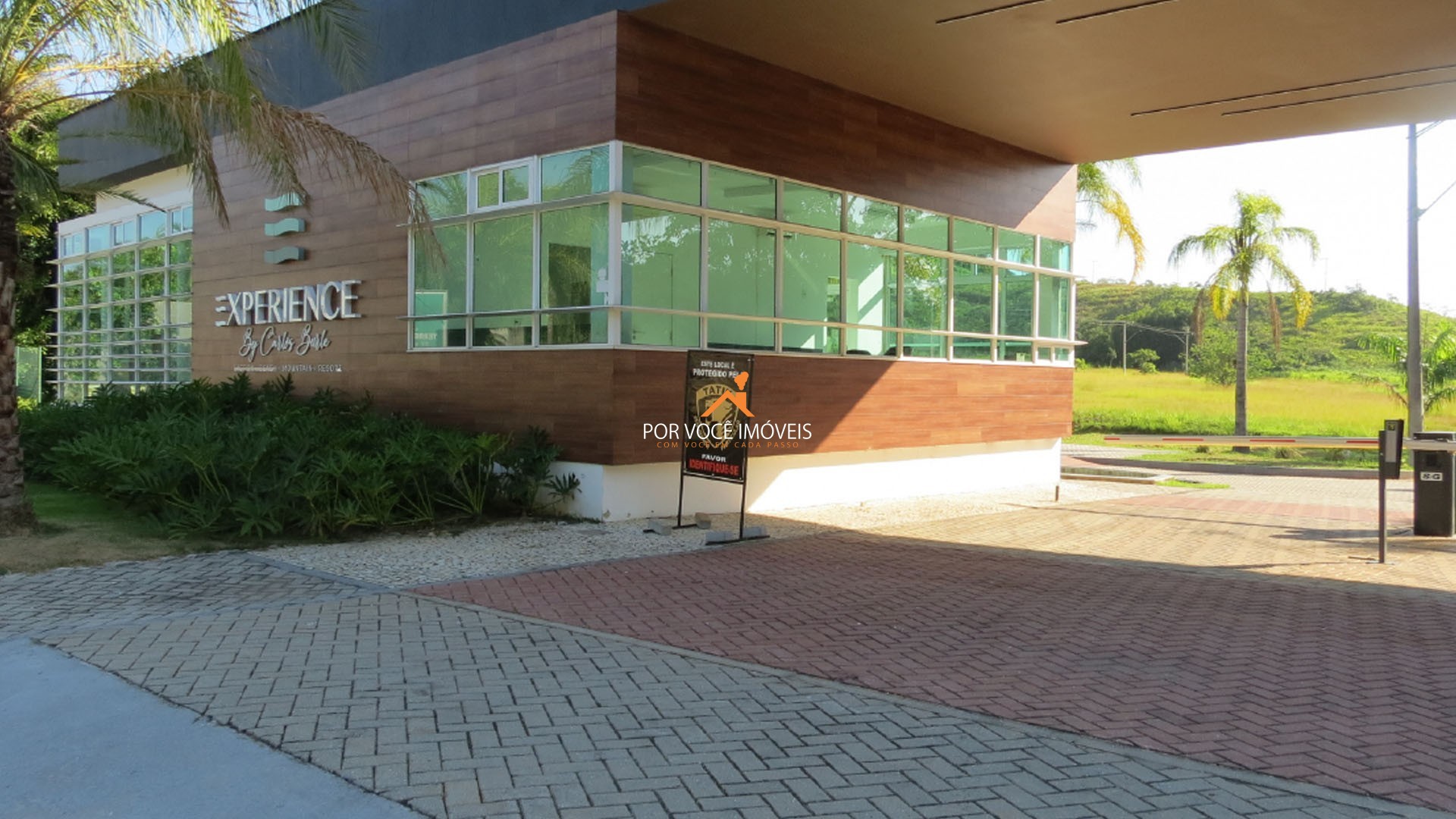 Lote de 450m² no Condomínio Experience