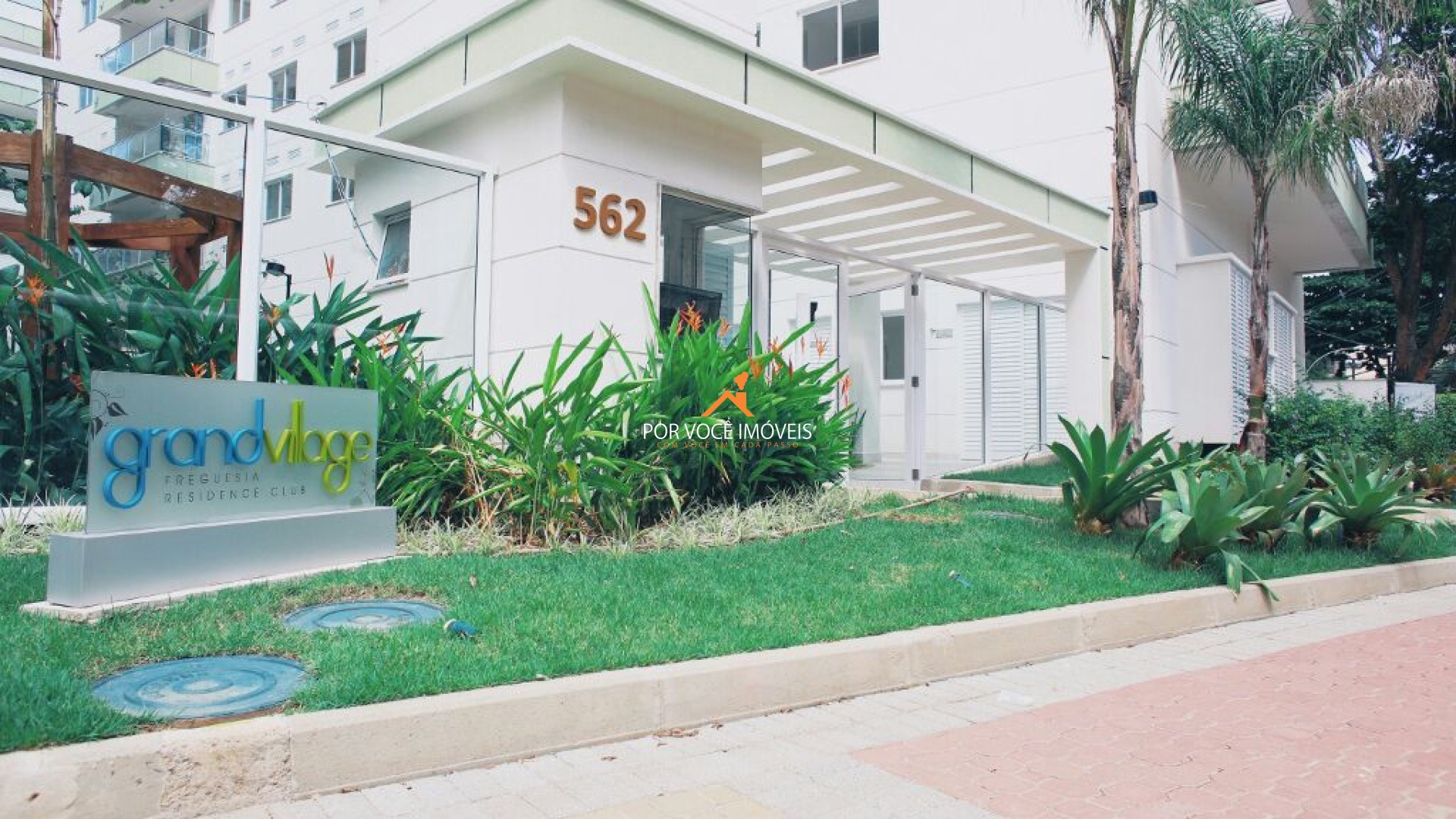 Apartamento para locação com 3 suítes no Condomínio Grand Village Freguesia Residence Club