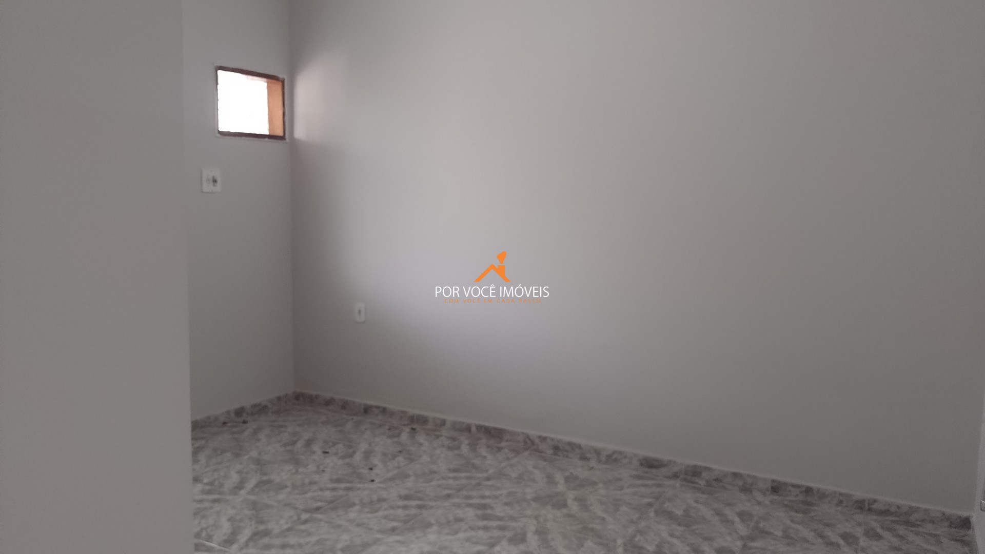 Casa com 3 quartos e garagem, Vila Nova, próximo ao Adonai