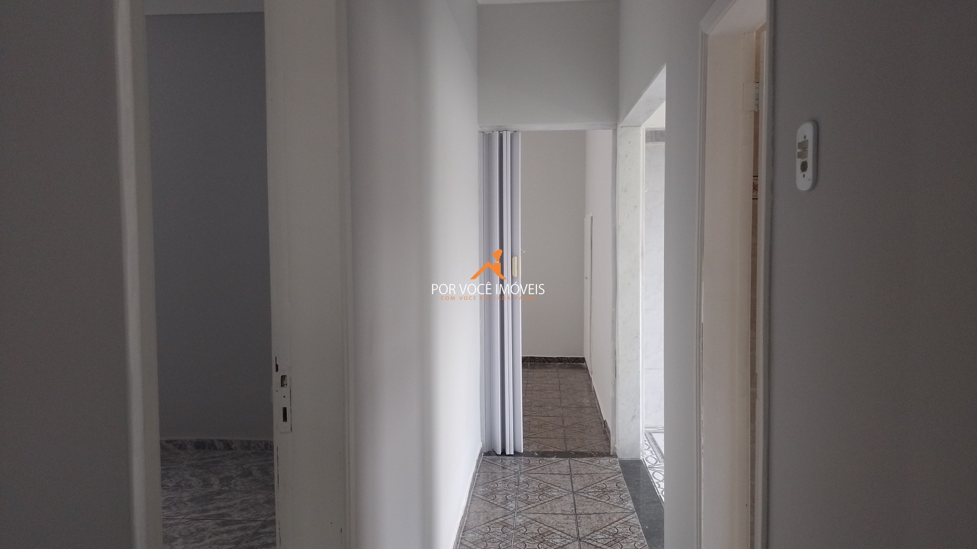 Casa com 3 quartos e garagem, Vila Nova, próximo ao Adonai