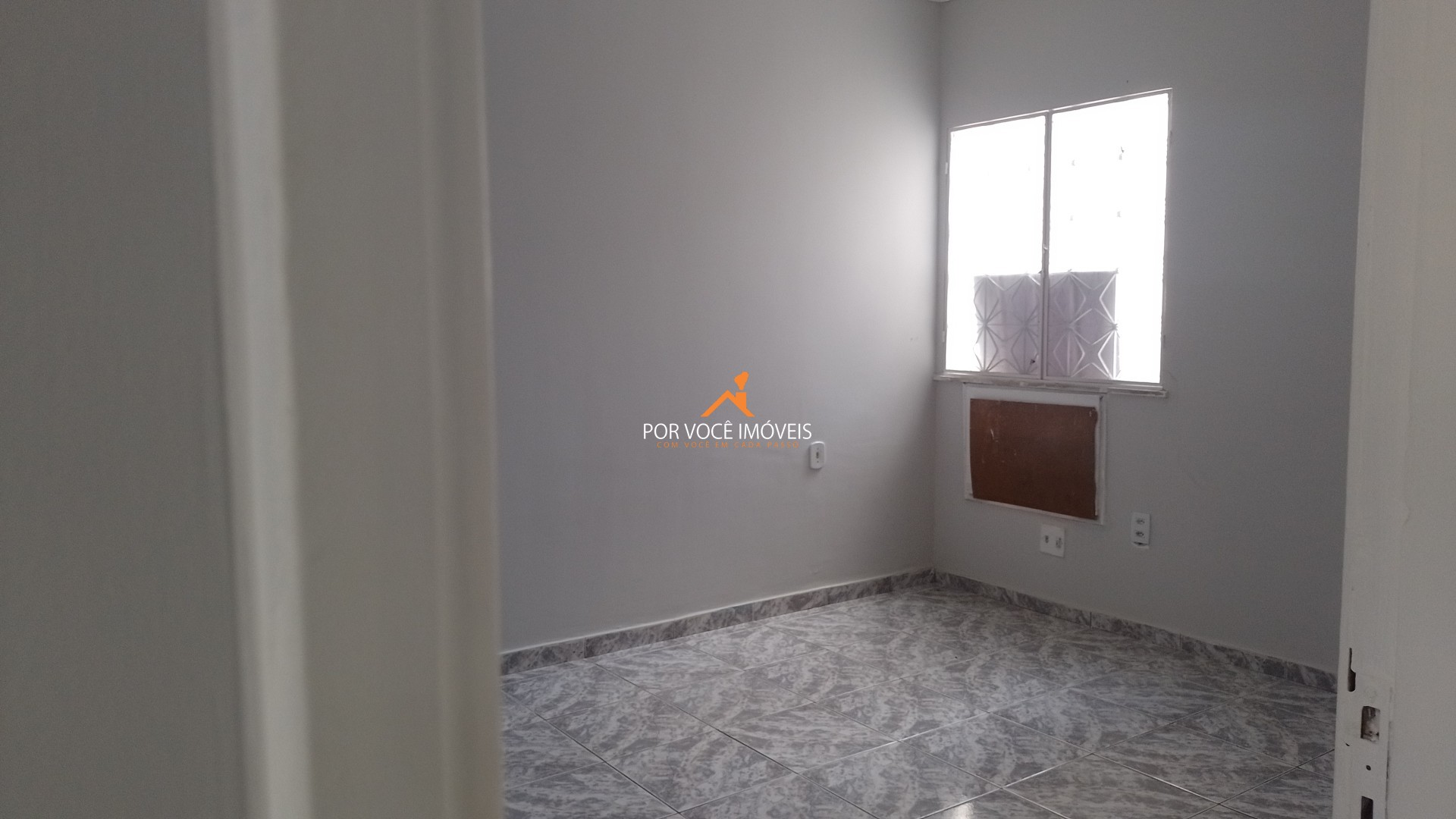 Casa com 3 quartos e garagem, Vila Nova, próximo ao Adonai