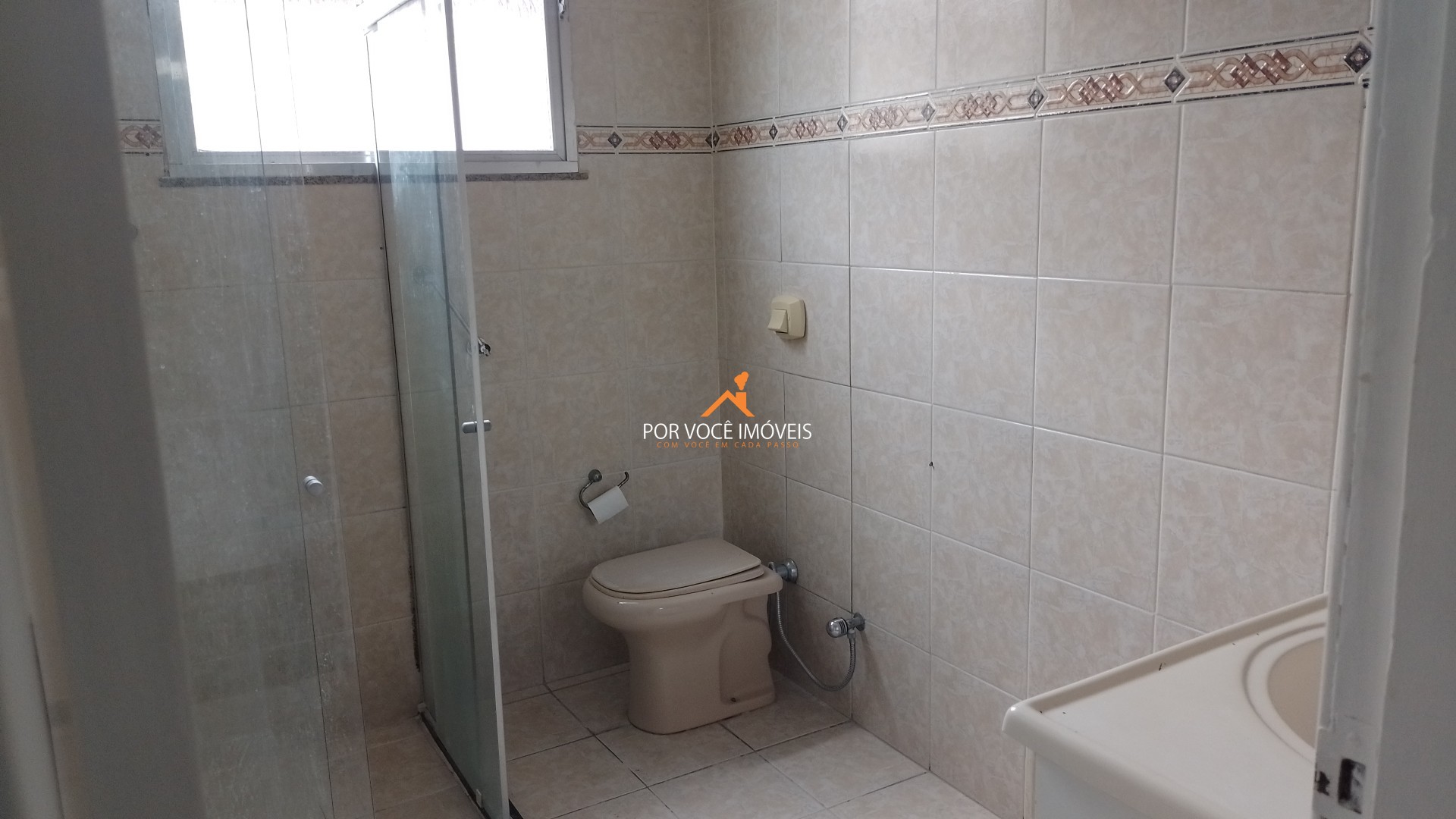 Casa com 3 quartos e garagem, Vila Nova, próximo ao Adonai
