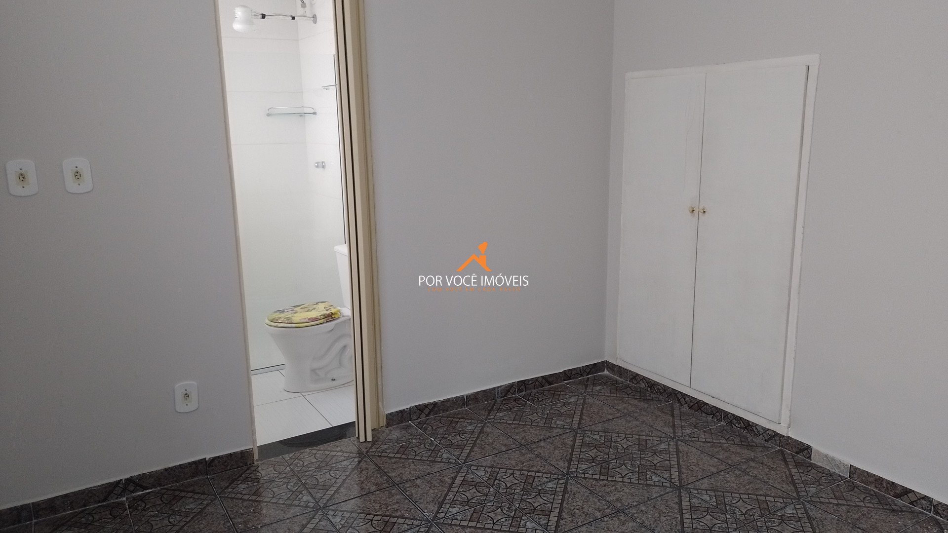 Casa com 3 quartos e garagem, Vila Nova, próximo ao Adonai