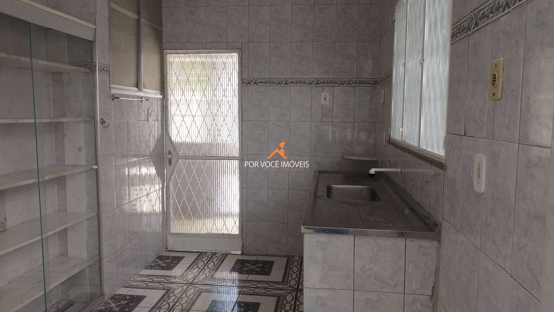 Casa com 3 quartos e garagem, Vila Nova, próximo ao Adonai