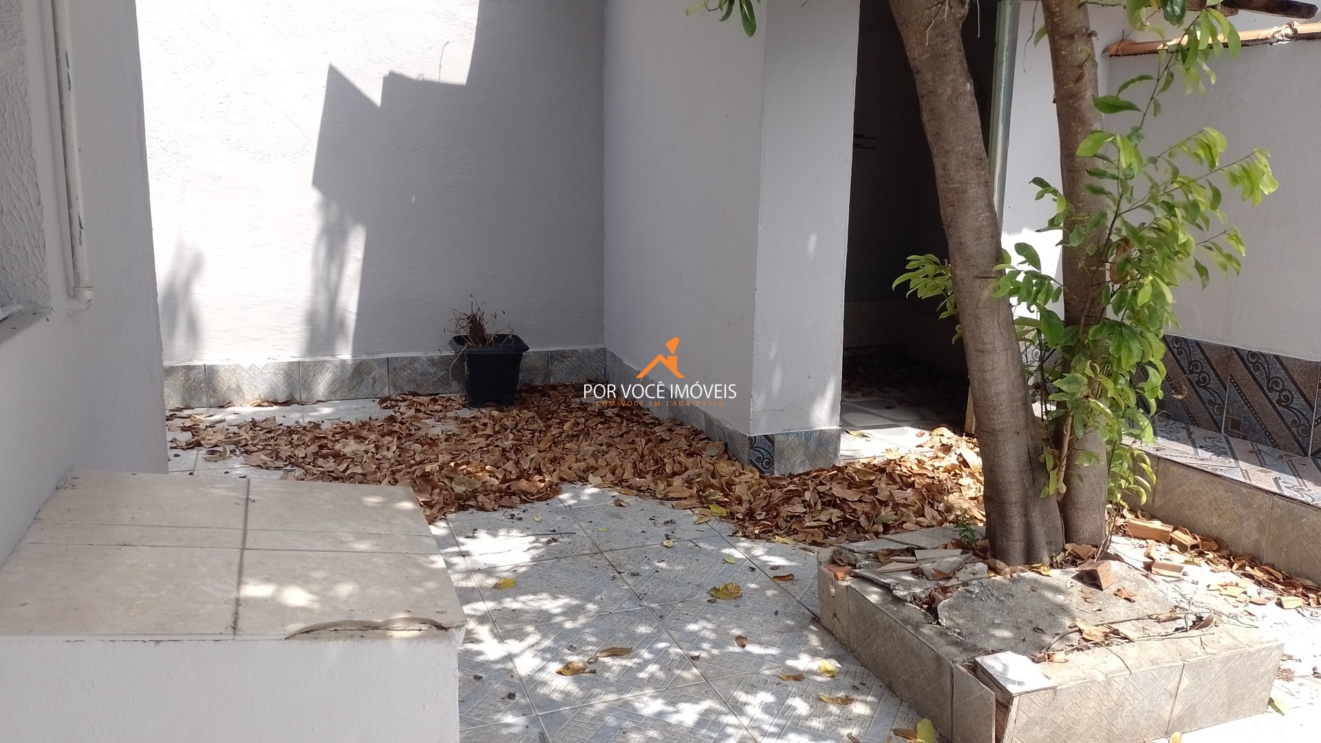 Casa com 3 quartos e garagem, Vila Nova, próximo ao Adonai