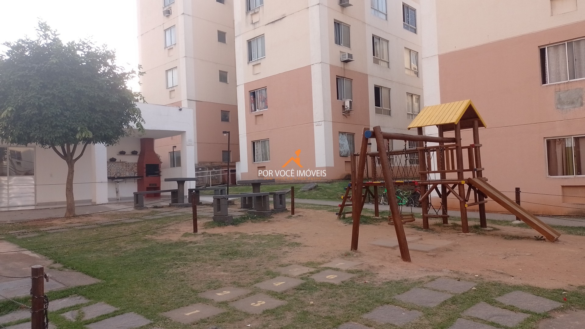 Apartamento para Locação de 2 Quartos no Condomínio Viva Mais