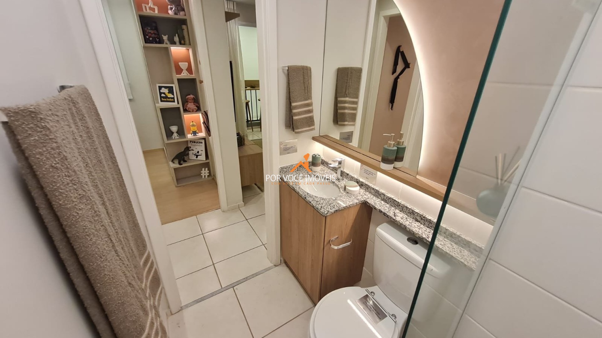 Apartamento com uma Suíte no condomínio Villa Santé