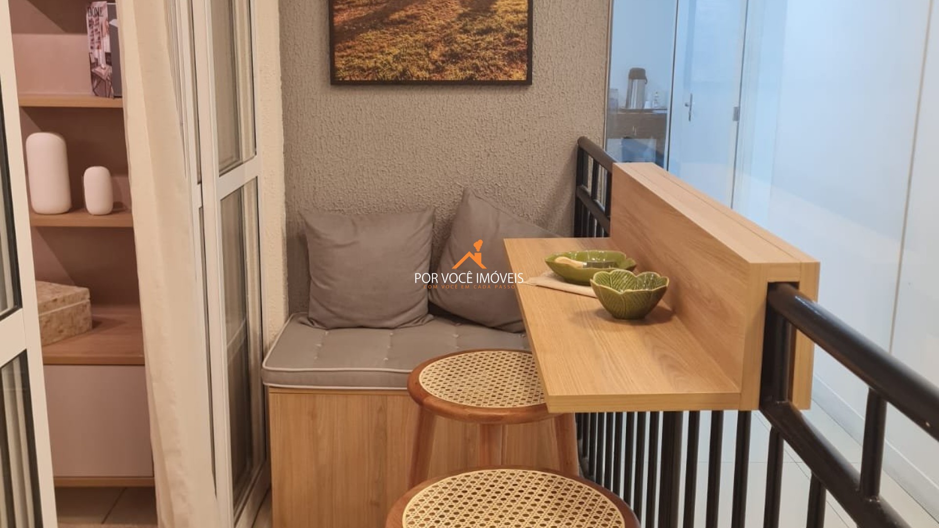 Apartamento com uma Suíte no condomínio Villa Santé