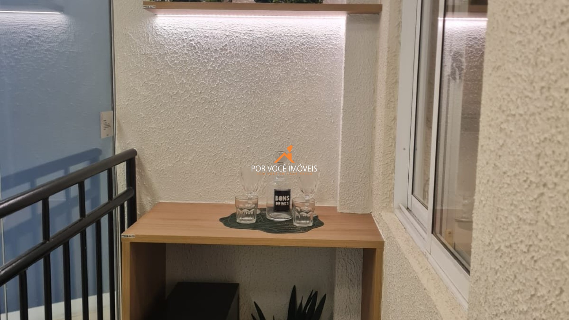 Apartamento com uma Suíte no condomínio Villa Santé