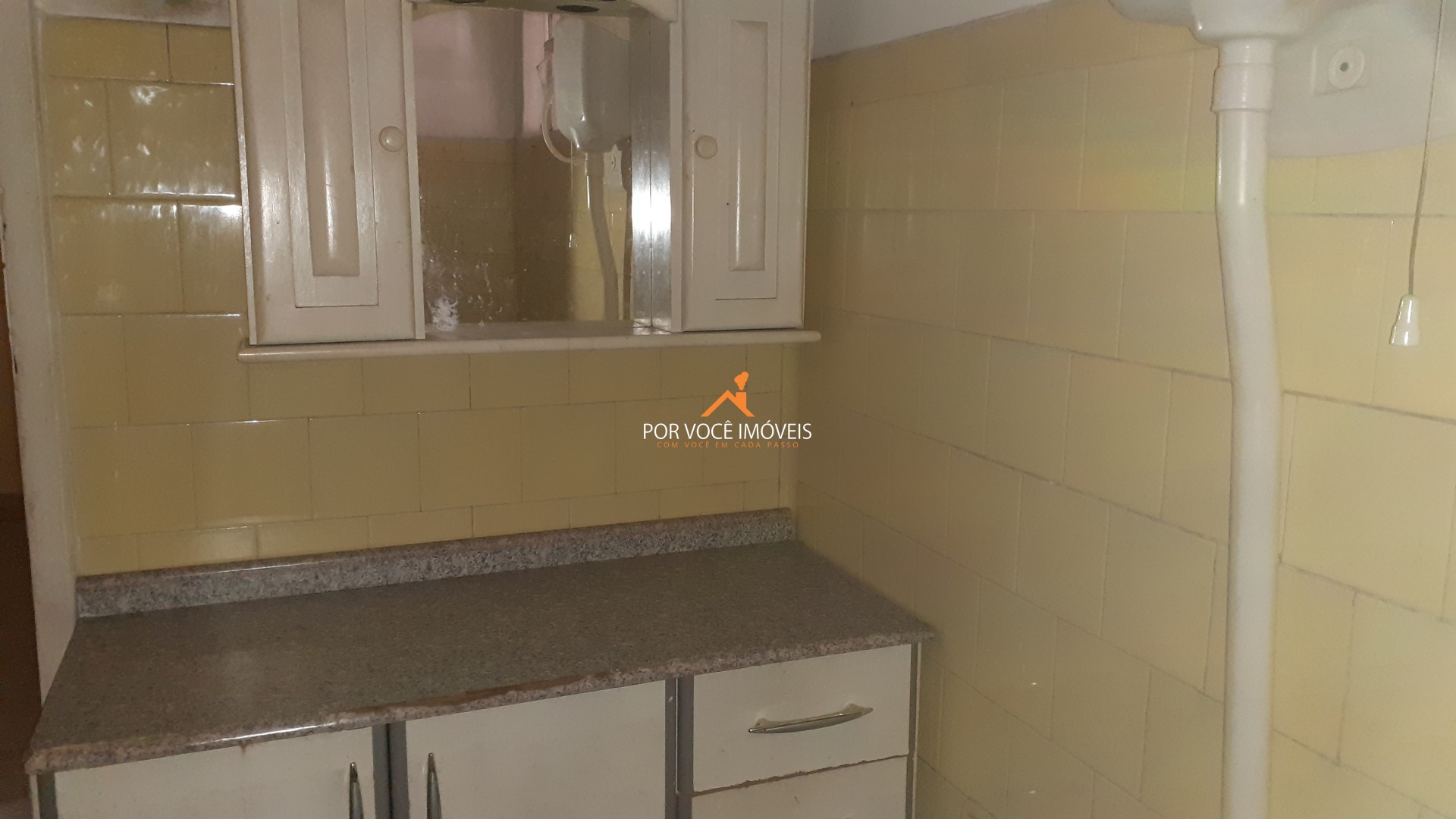 02 casas, próximo ao BRT Pinto Teles