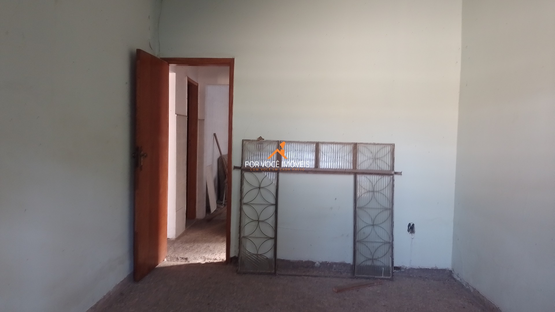 Casa com 2 quartos sendo 1 suíte, na Praça do Corinto