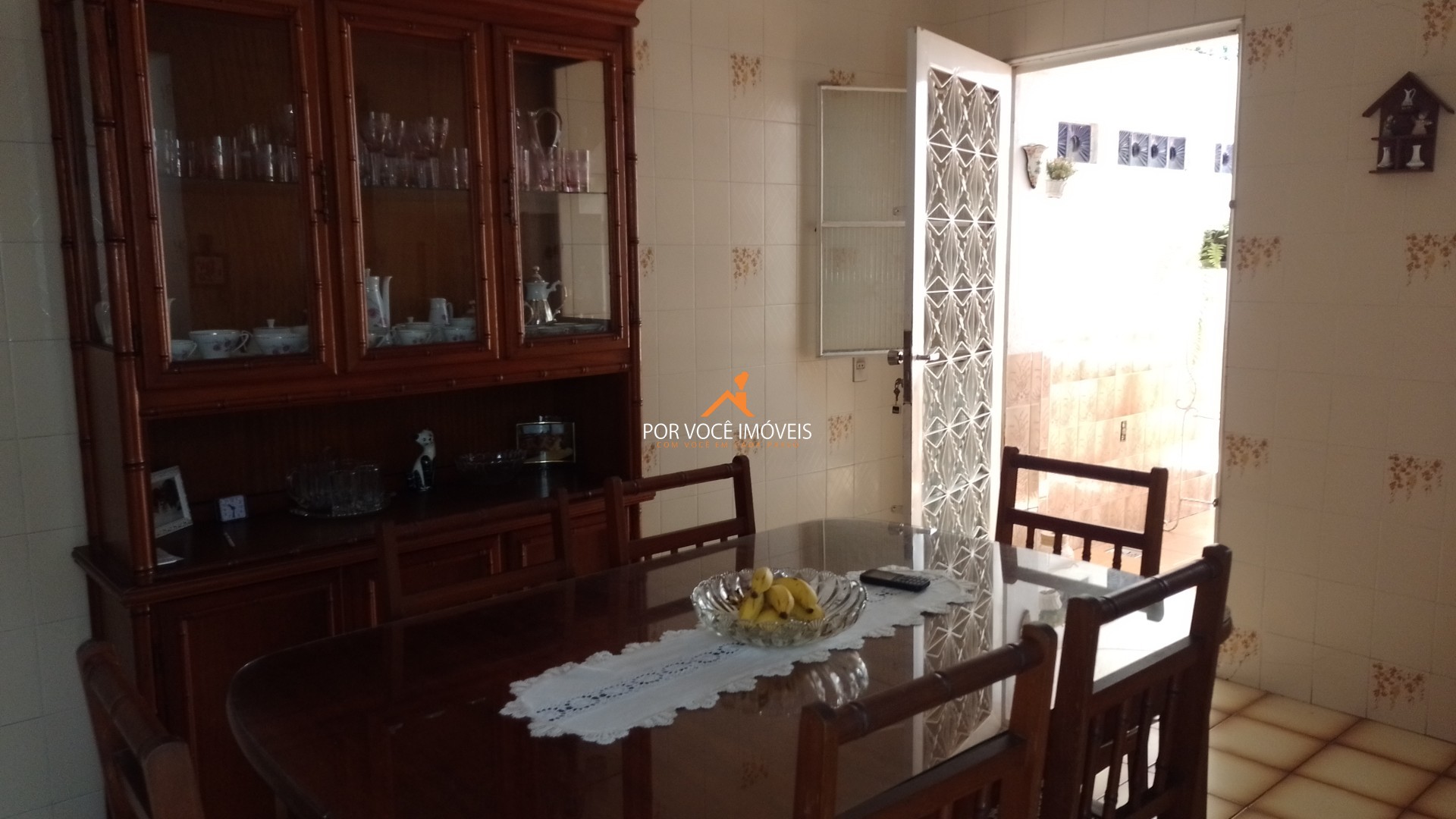 Casa à Venda com 3 Quartos e Terraço no São Jorge