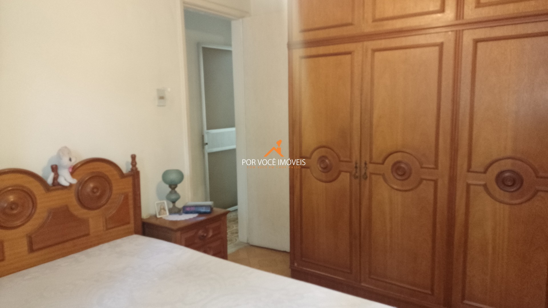Casa à Venda com 3 Quartos e Terraço no São Jorge