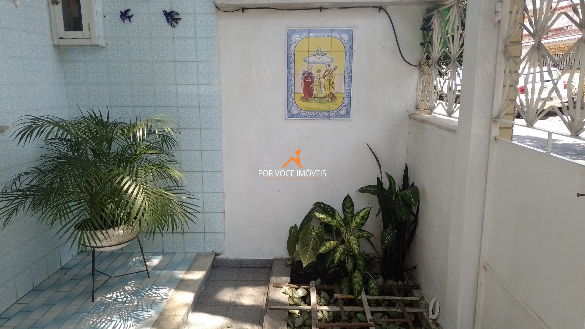 Casa à Venda com 3 Quartos e Terraço no São Jorge