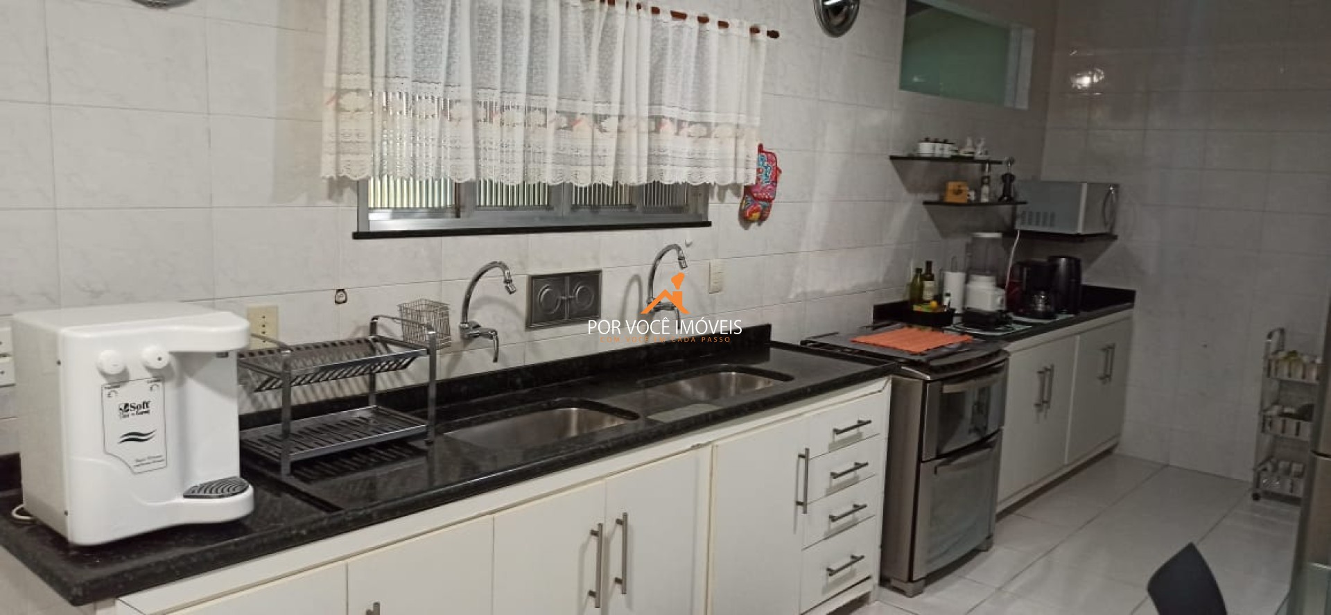 Casa com 3 quartos em Condomínio, próximo ao Hospital Oeste D'or