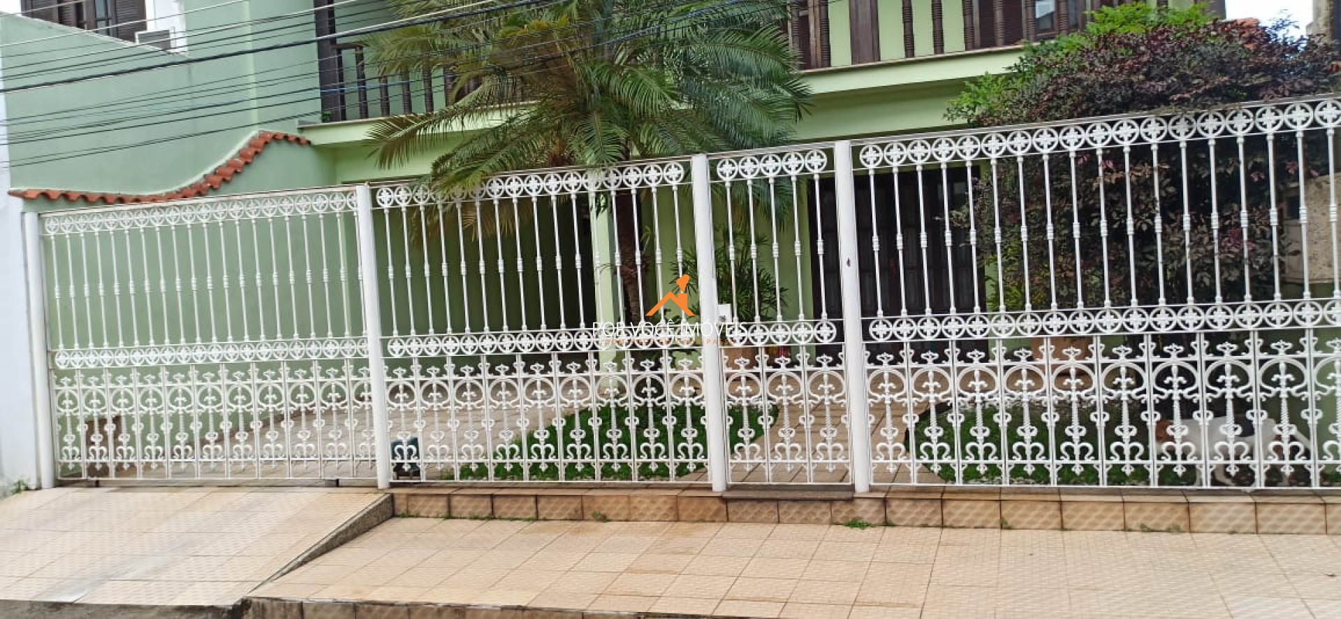 Casa com 3 quartos em Condomínio, próximo ao Hospital Oeste D'or