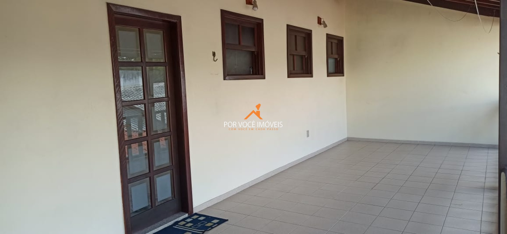 Casa com 3 quartos em Condomínio, próximo ao Hospital Oeste D'or