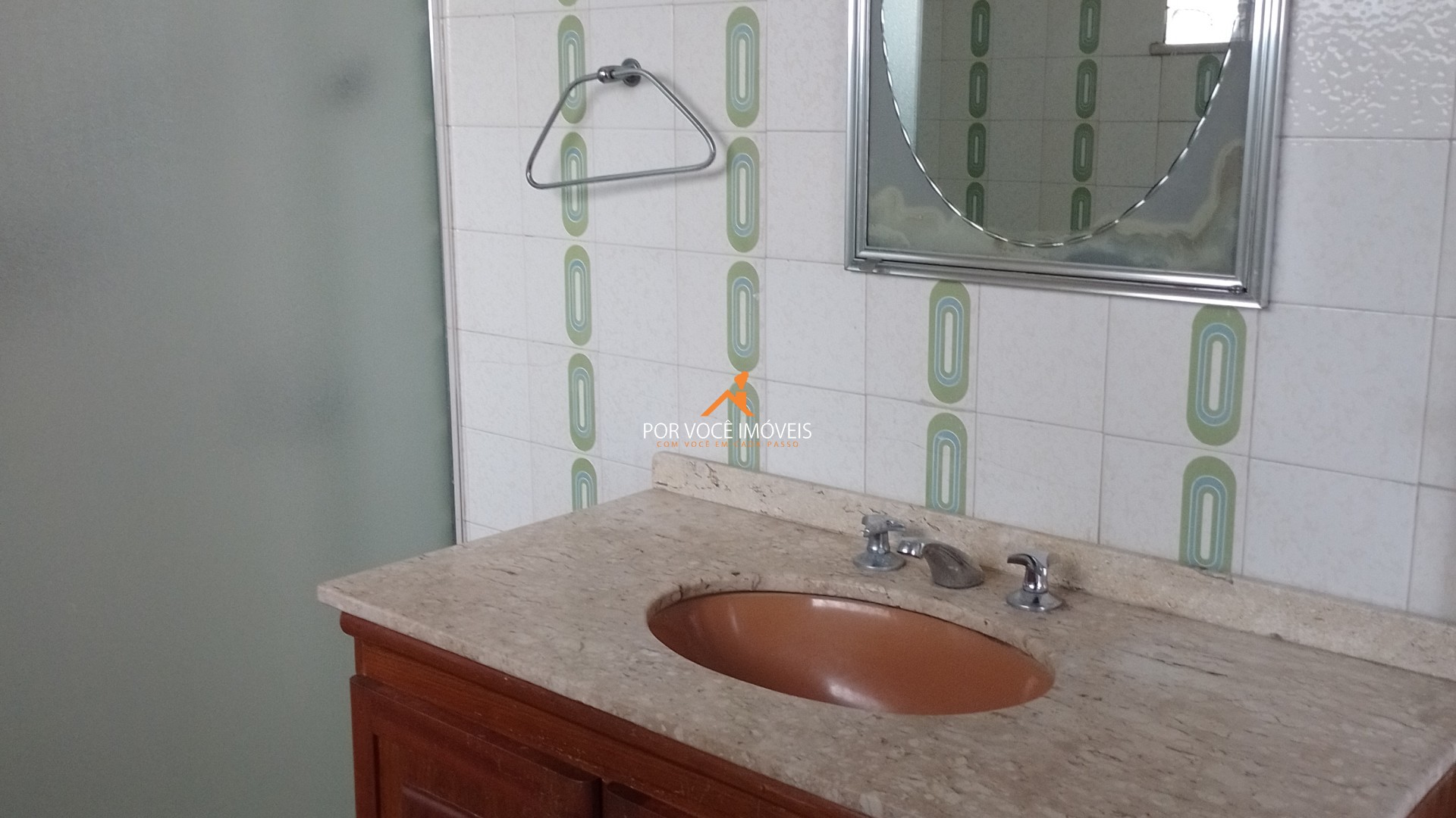 Casa duplex com 3 quartos, no Centro, próximo ao Assaí