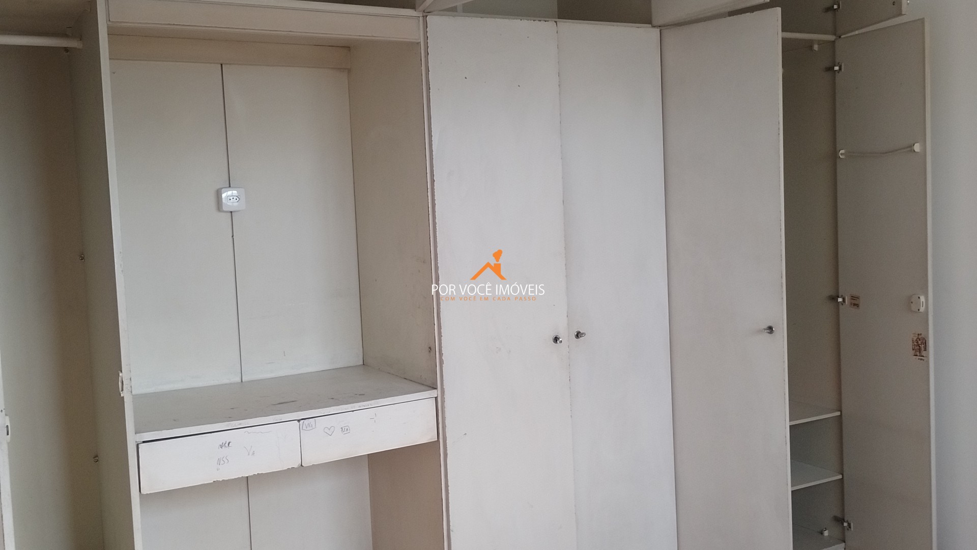 Casa duplex com 3 quartos, no Centro, próximo ao Assaí