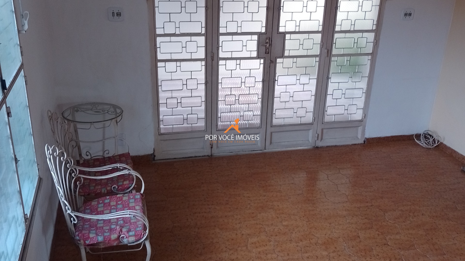 Casa duplex com 3 quartos, no Centro, próximo ao Assaí