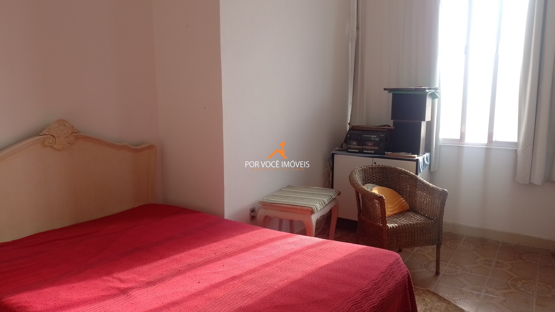 Casa com 2 quartos, sendo 1 suíte de frente para o mar