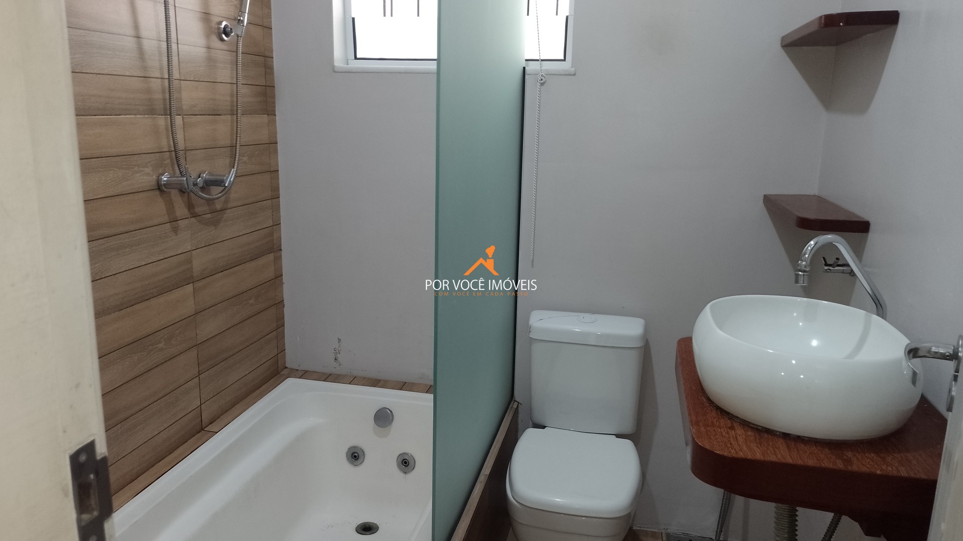 Casa com 2 quartos no Comari