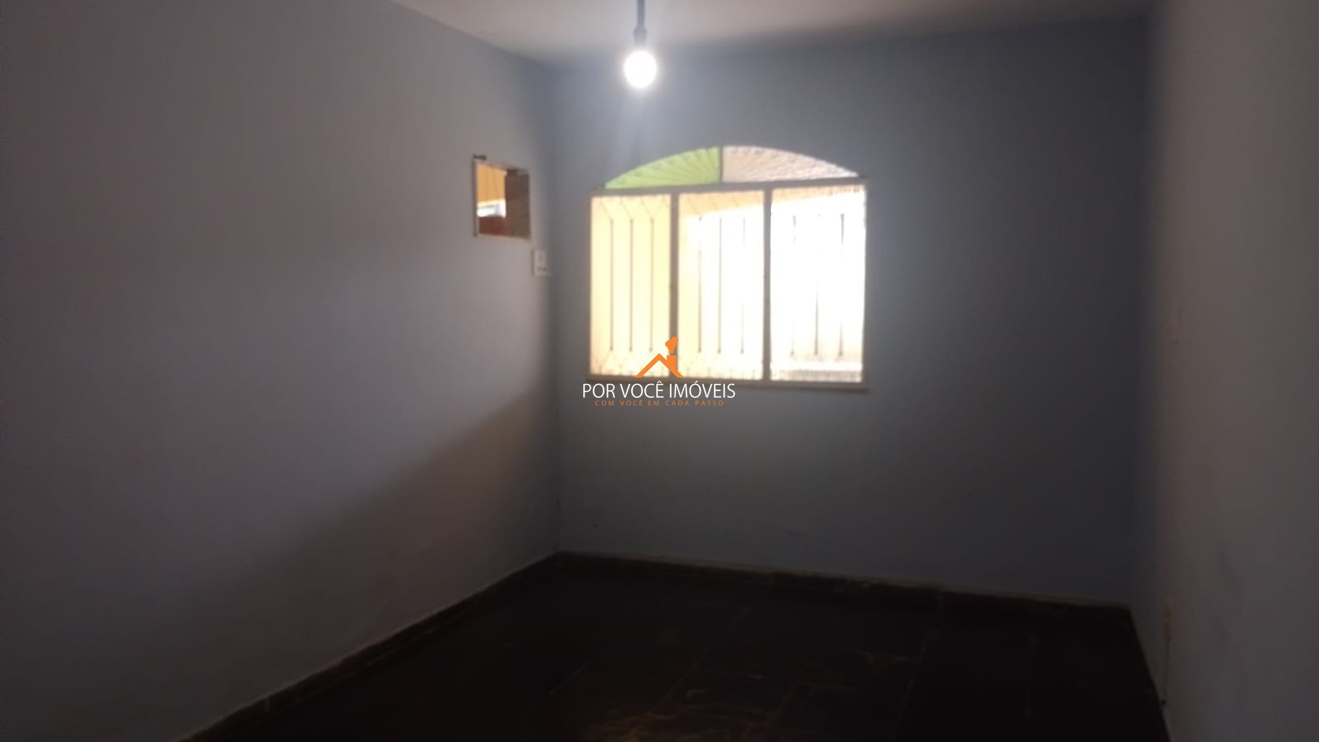 Casa Linear no Adriana com 2 quartos e garagem 