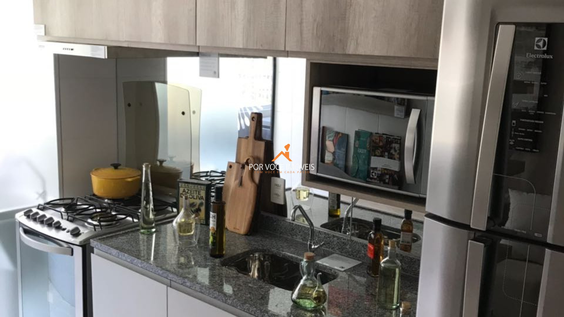 Apartamento com 2 Quartos no Condomínio UP Barra