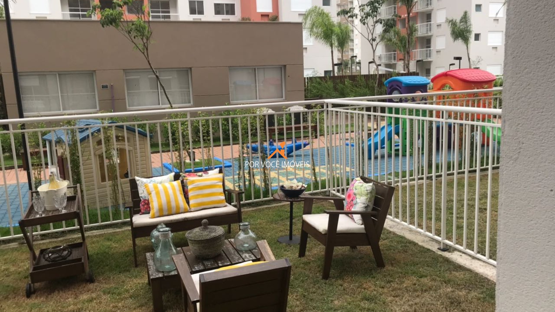 Apartamento com 2 Quartos no Condomínio UP Barra