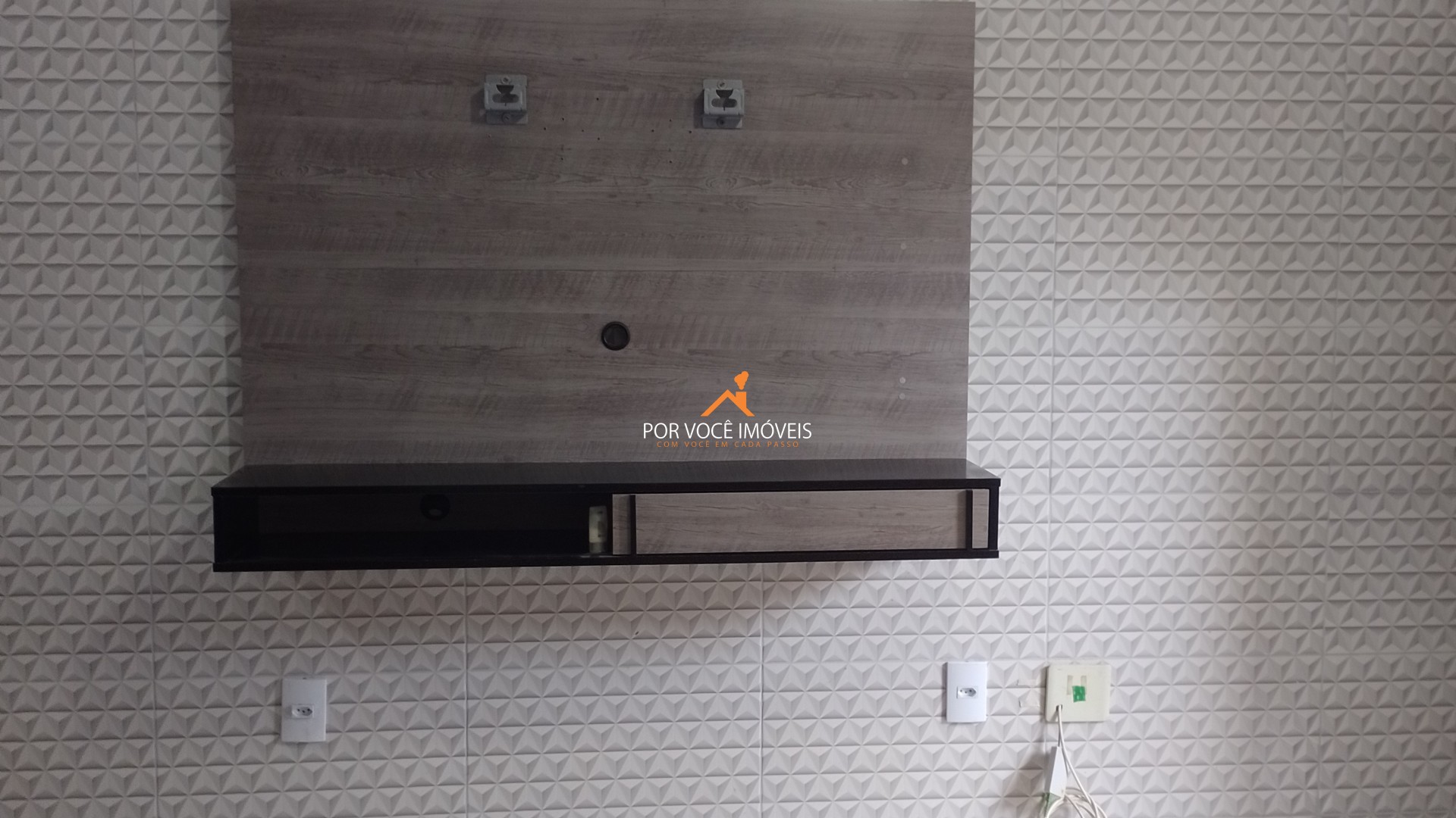 Casa com 2 Quartos no Condomínio Residencial Cachamorra II