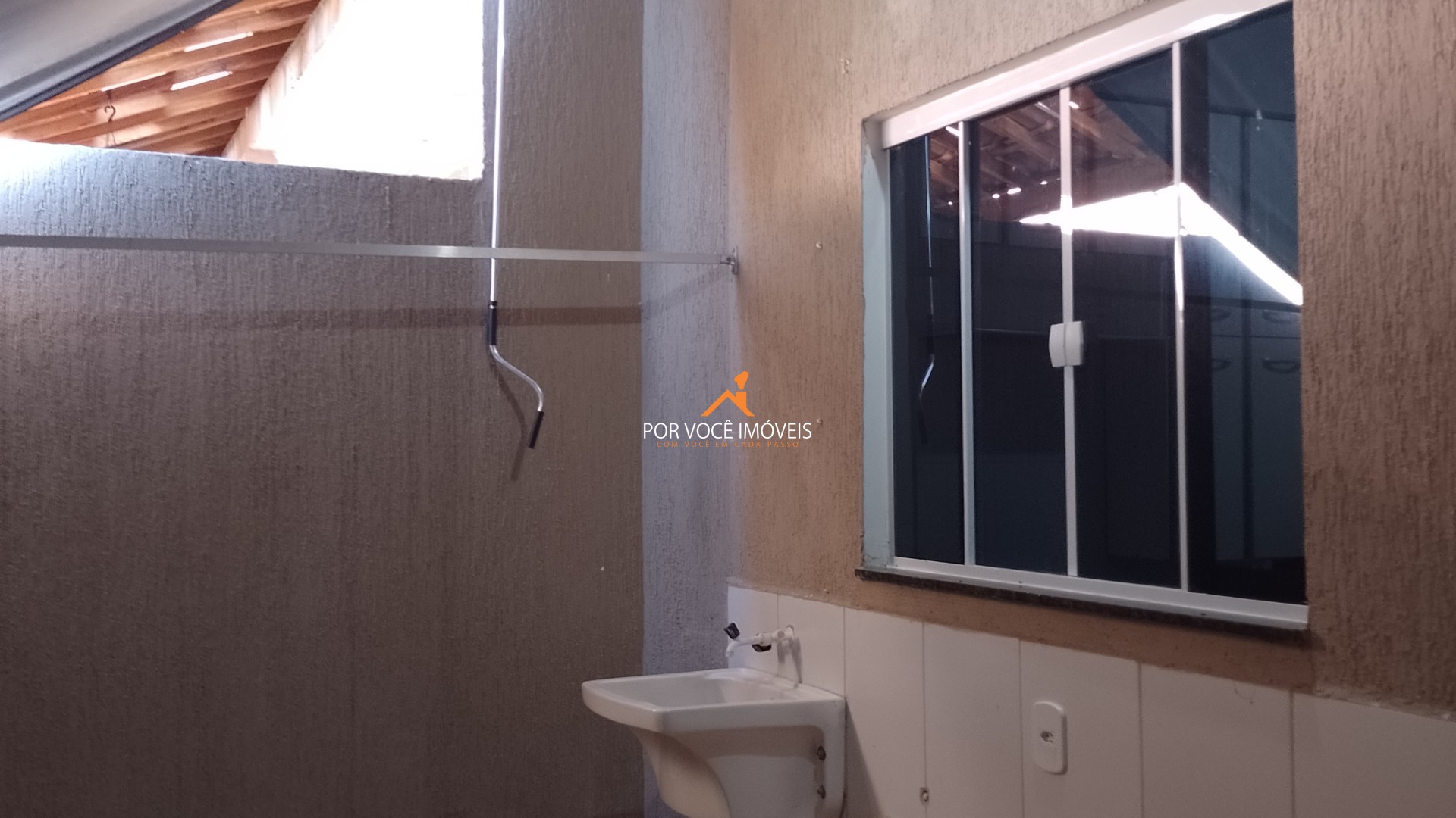 Casa com 2 Quartos no Condomínio Residencial Cachamorra II