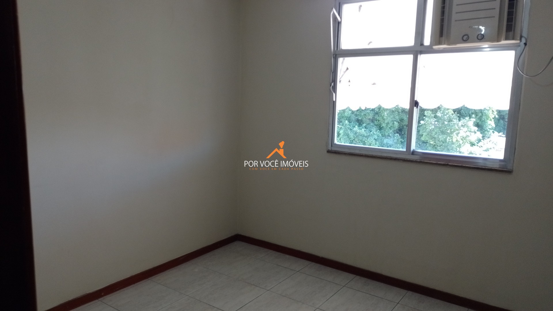 Apartamento com 2 quartos no Conjunto Residencial Marechal do Ar Henrique Raymundo Dyott Fontenelle